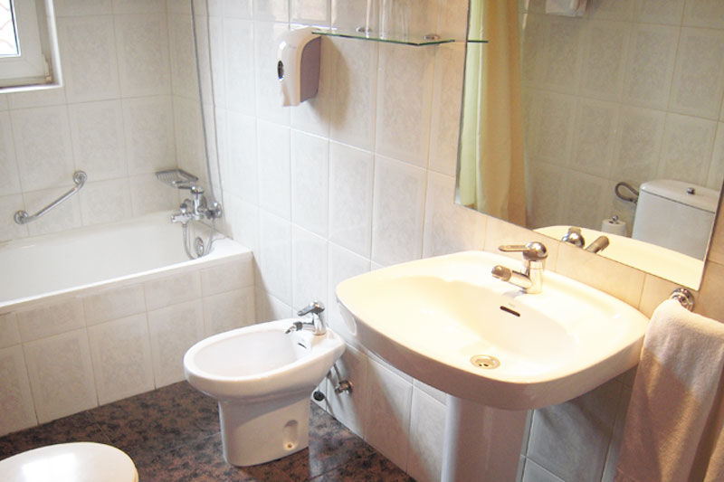 Mlc Benavente Hotel Ngoại thất bức ảnh