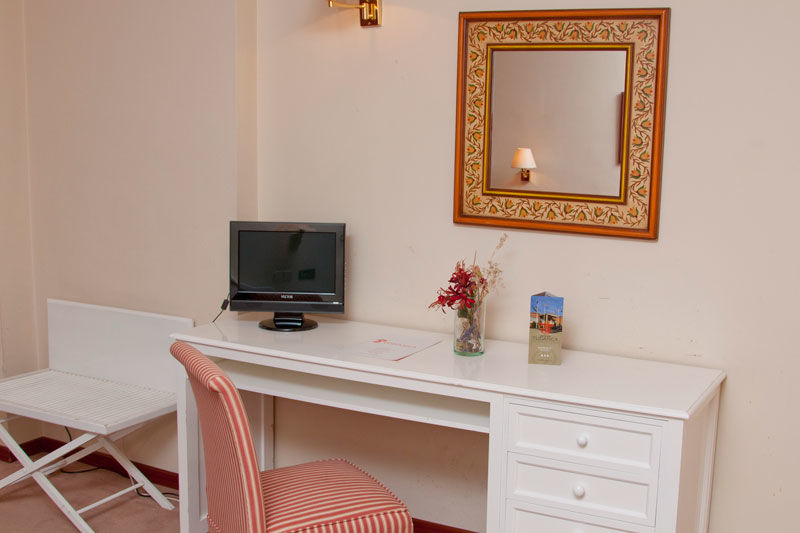 Mlc Benavente Hotel Ngoại thất bức ảnh