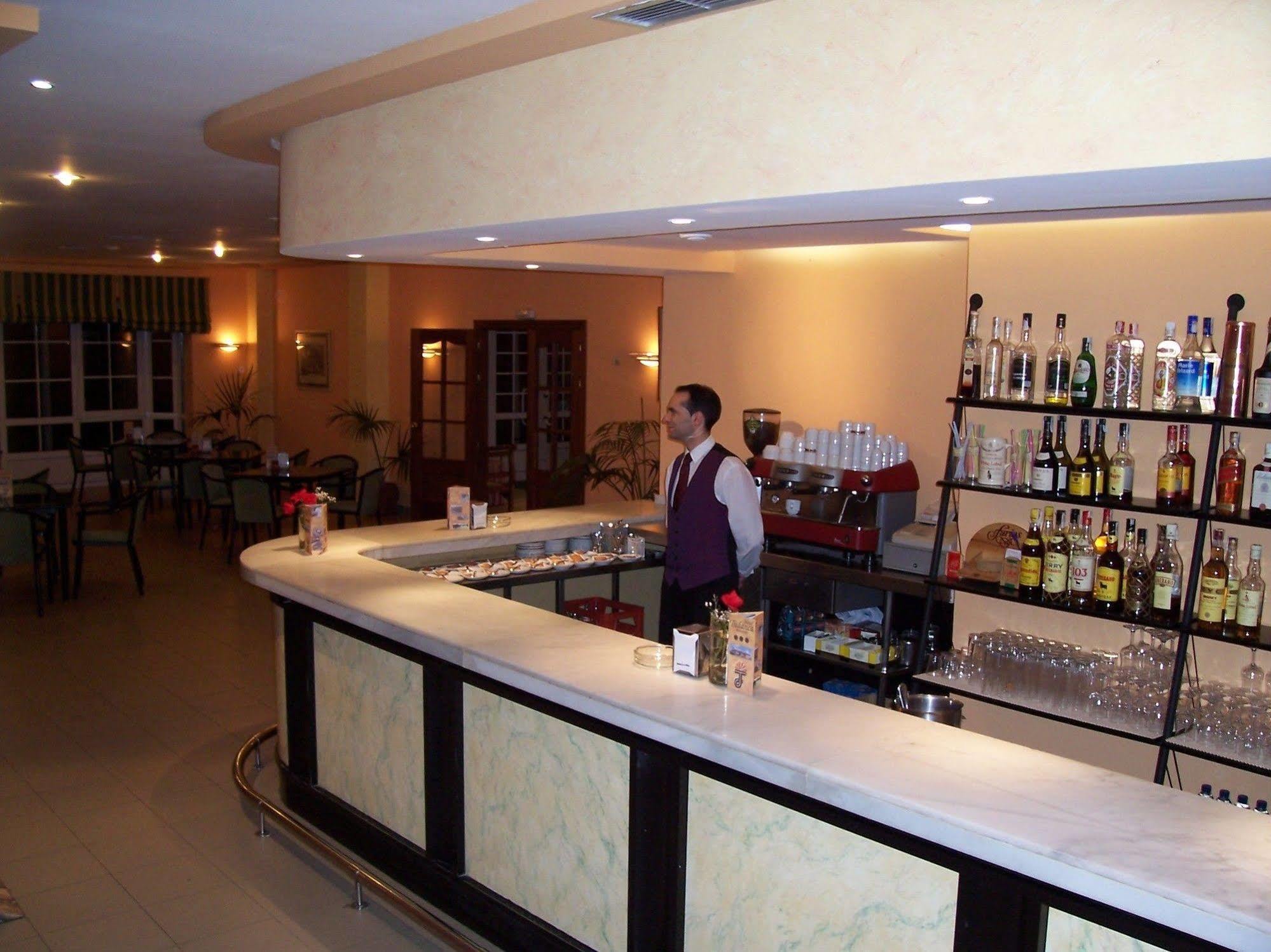 Mlc Benavente Hotel Ngoại thất bức ảnh